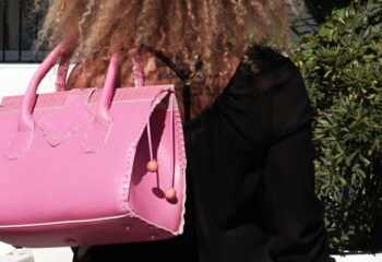 Женские сумки розового цвета