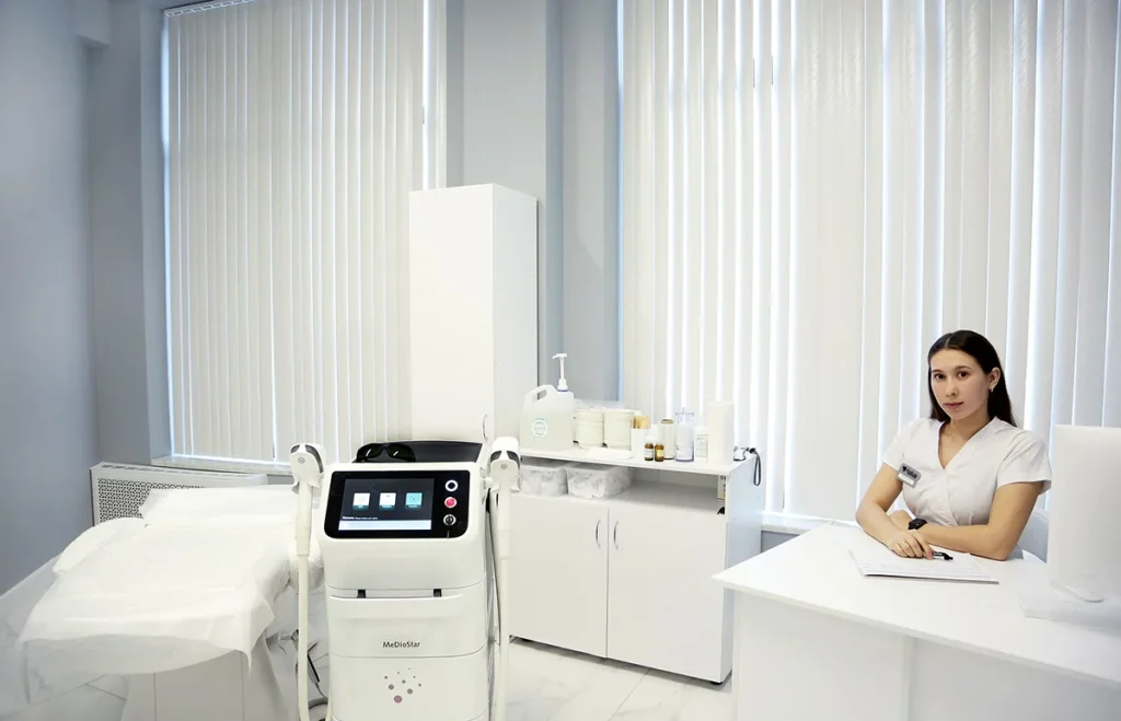 Консультация врача в клинике EPILAS