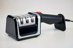 Умная заточка: что умеют современные электрические точилки