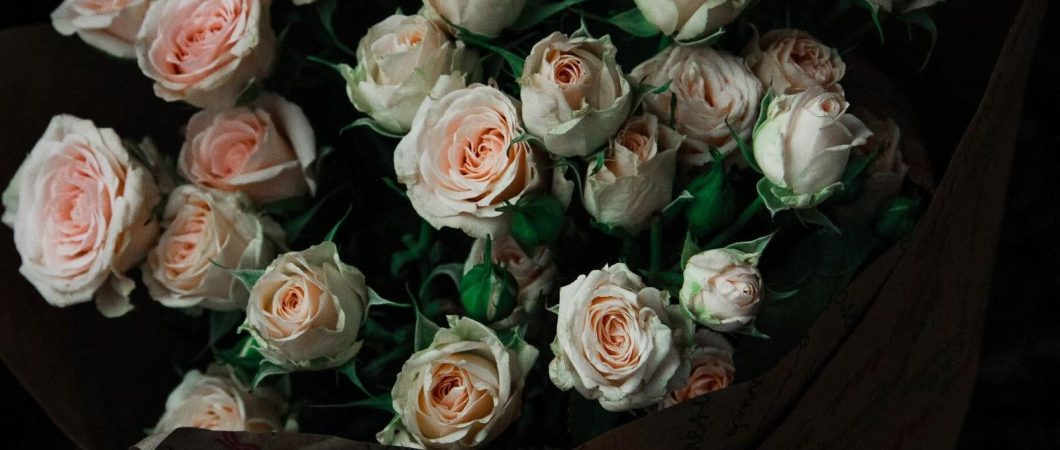 Самый популярный цвет роз: что дарят чаще?