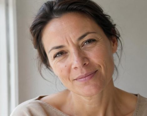 Мимические морщины: почему они появляются и можно ли их замедлить