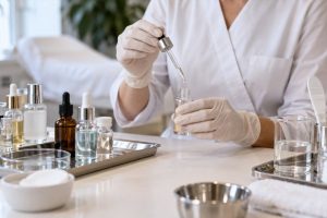 Концентраты в работе косметолога: где они используются и чем отличаются друг от друга Концентраты в работе косметолога: где они используются и чем отличаются друг от друга